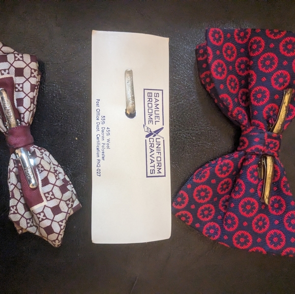 Vintage 1950s Clip on Bowtie Wembley Ormond Royal-Rust - Picture 4 of 10